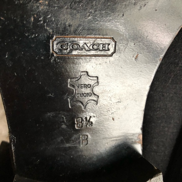 Coach dress shoes. Women’s size 8.5. - Picture 3 of 5
